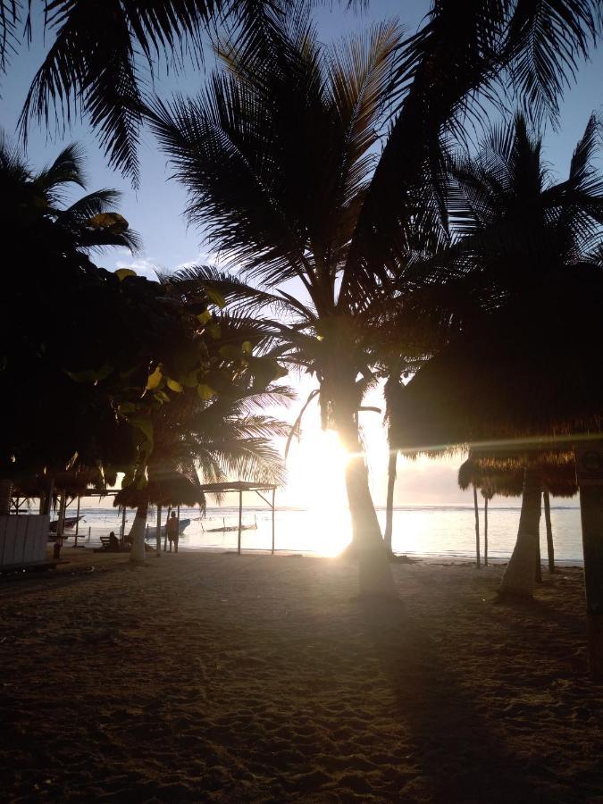 Hostal Jardin Mahahual Esterno foto